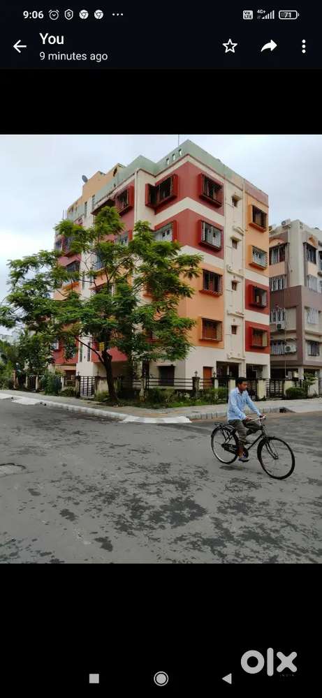 Renting my 4 bhk flat has covered Parking,Rent includes maintenance