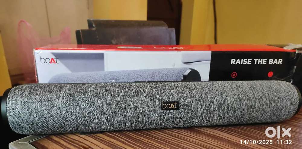 Boat sound bar