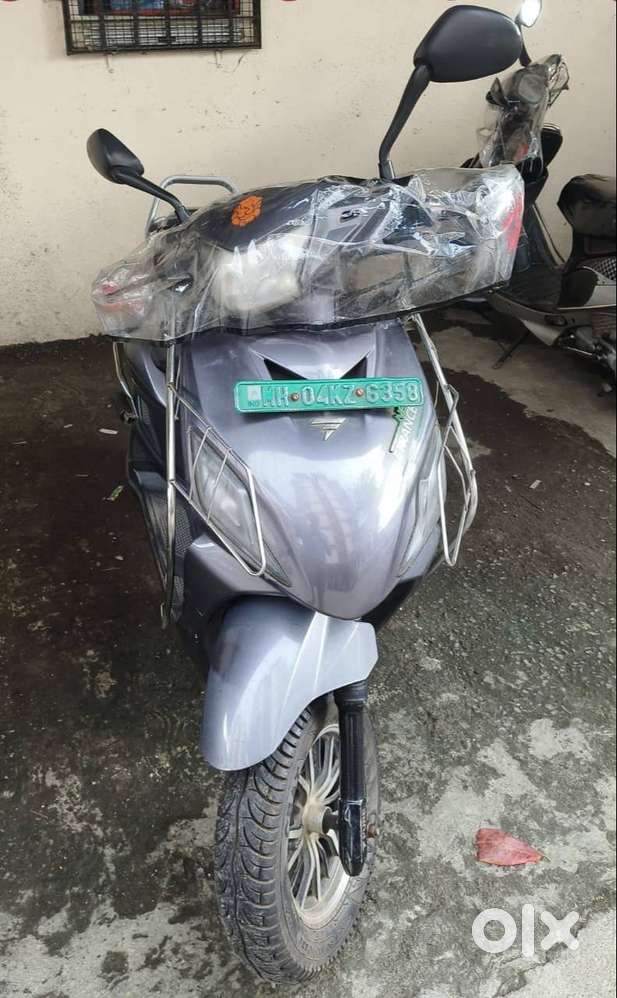 December 2021 Model Pure EV Etrance neo electric scooter