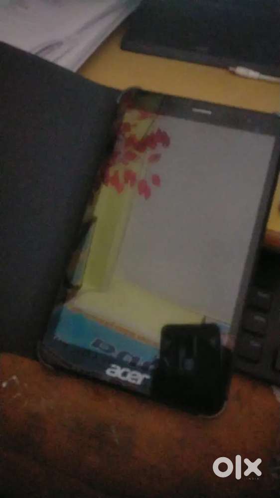 Acer one 8 t4-82l tablet