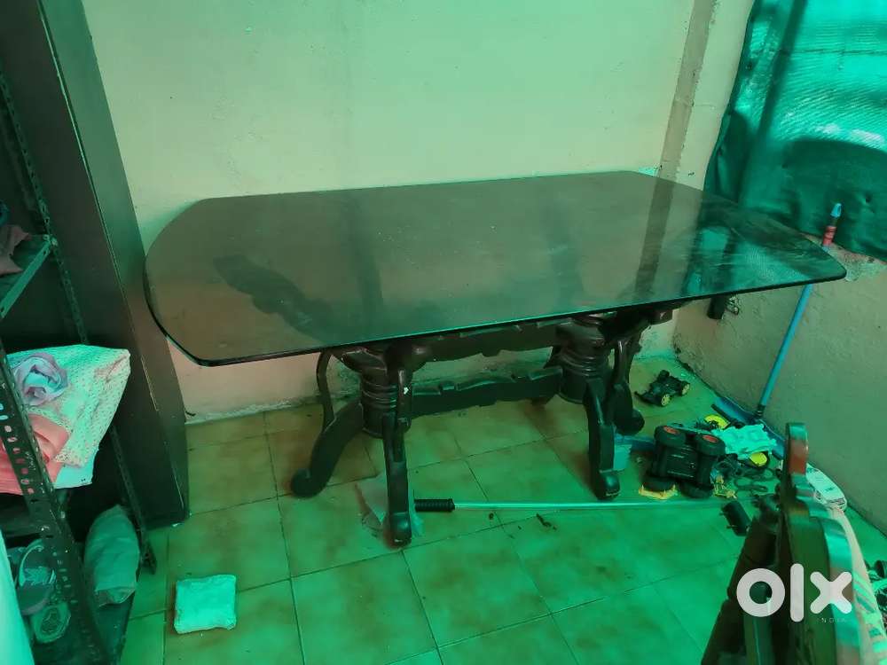 Good Quality Wooden & Glass Dining Table with 6 Chairs