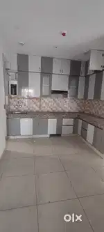 3 bhk semi furnished flat