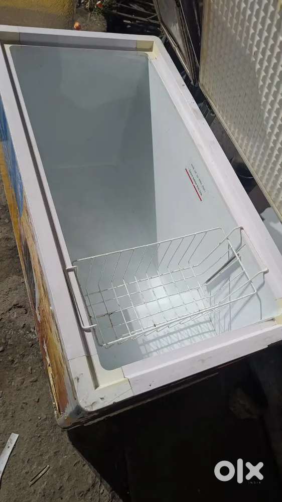 Voltas D fridge 350 ltr