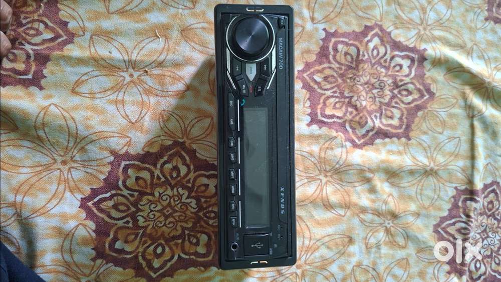 Car Player Macaw 700 Xends