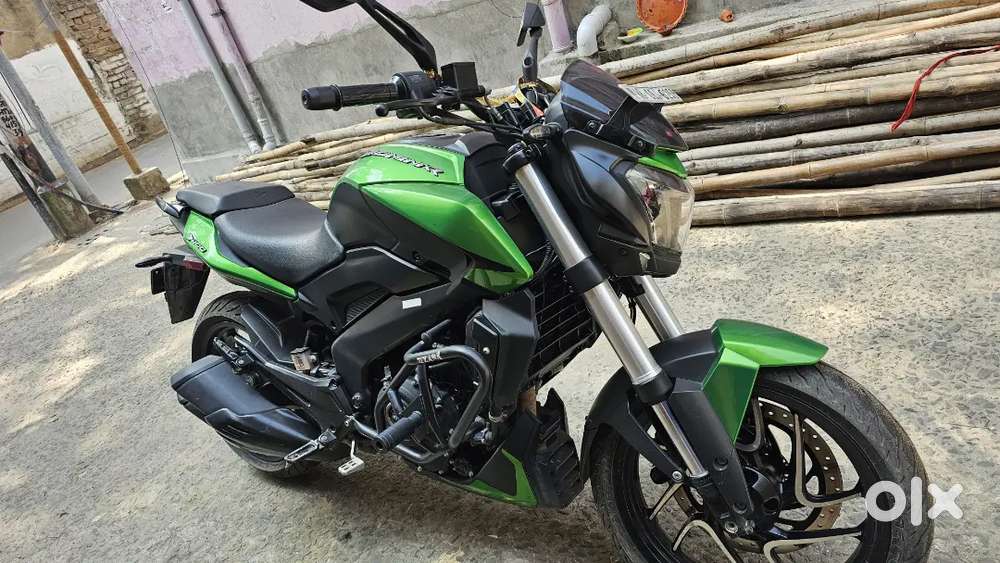 Good Condition Bajaj Dominor 400