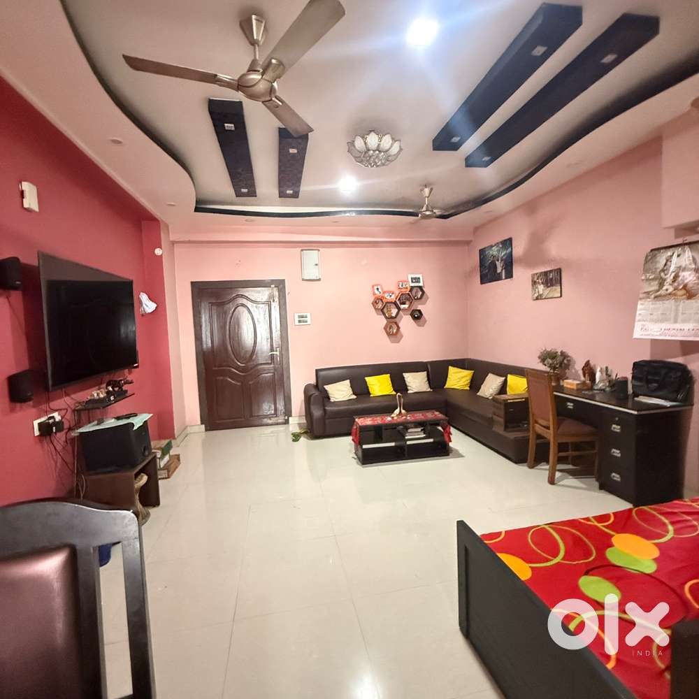 Specious 2bhk flat with 2 car parking for sale at sixmile sasal