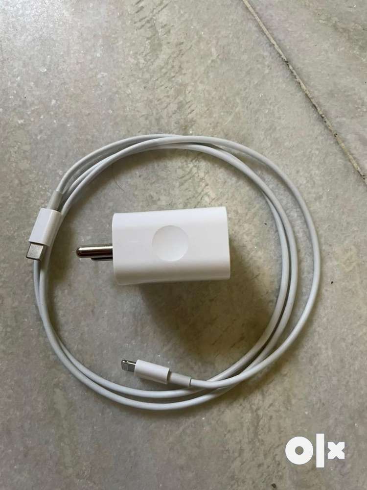 Apple charger adapter and cable