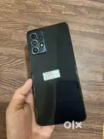 Samsung a52 8 128 5G fresh new 4 months old urgent need of money