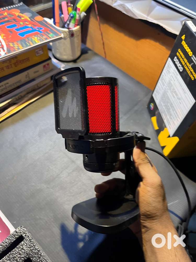 MAONO DGM20 RGB CONDENSER GAMING MIC