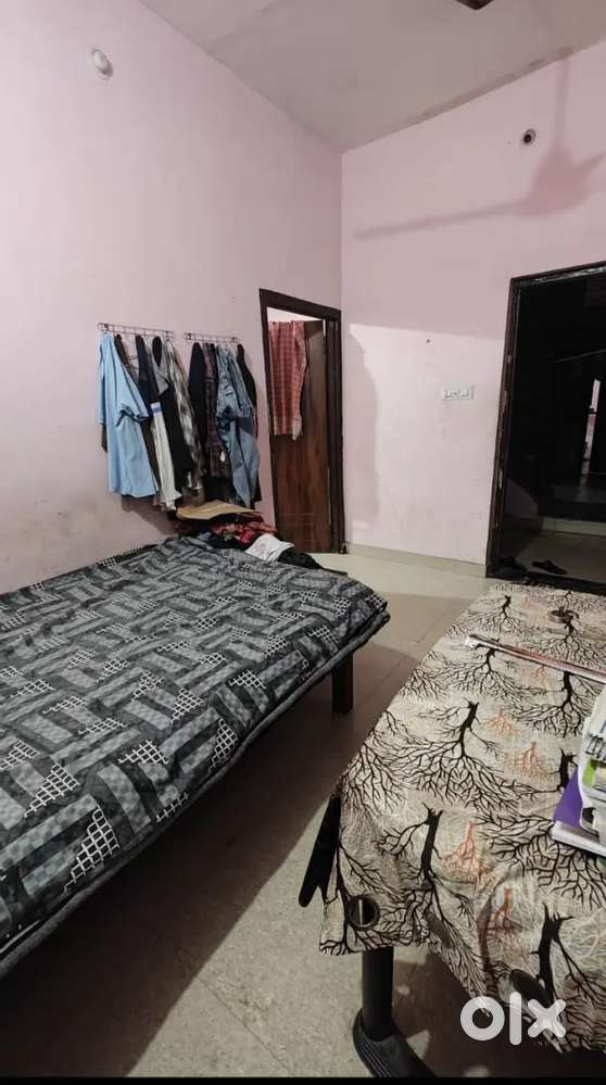 1BHK Room Available in Vinoba nagar