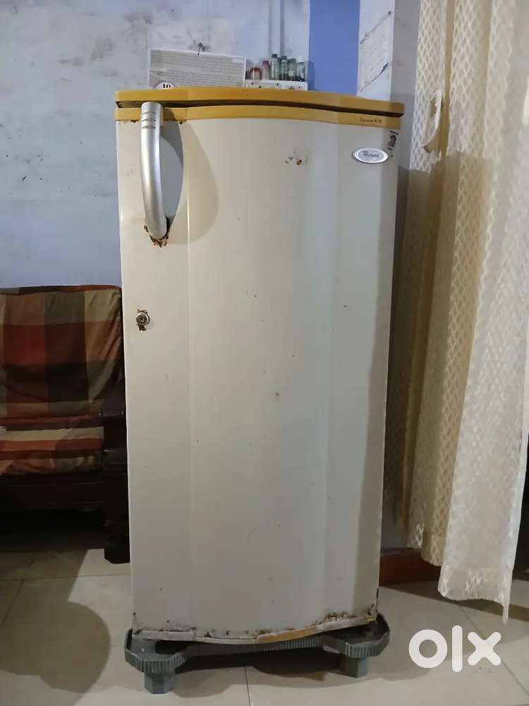Whirlpool Single Door Refrigerator in Excellent Condition for Sale