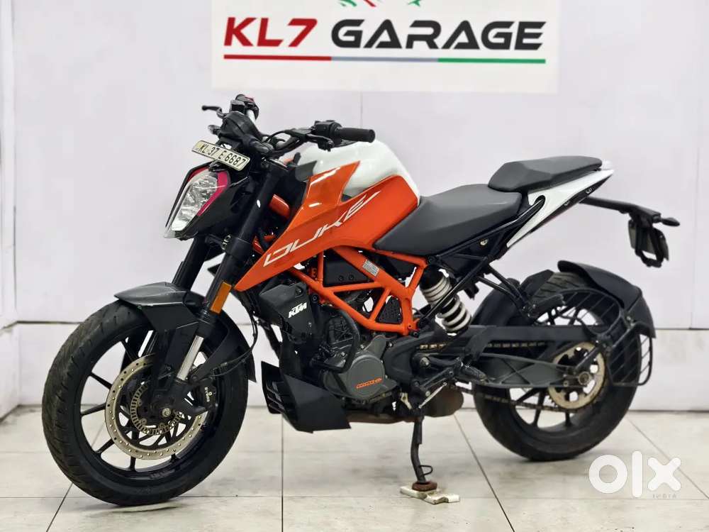 KTM DUKE 125 ABS