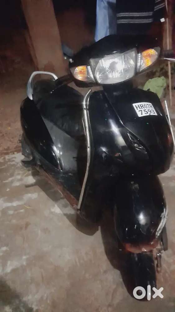 Activa in just 17000 और आप मोलभाव कर सकते हैं