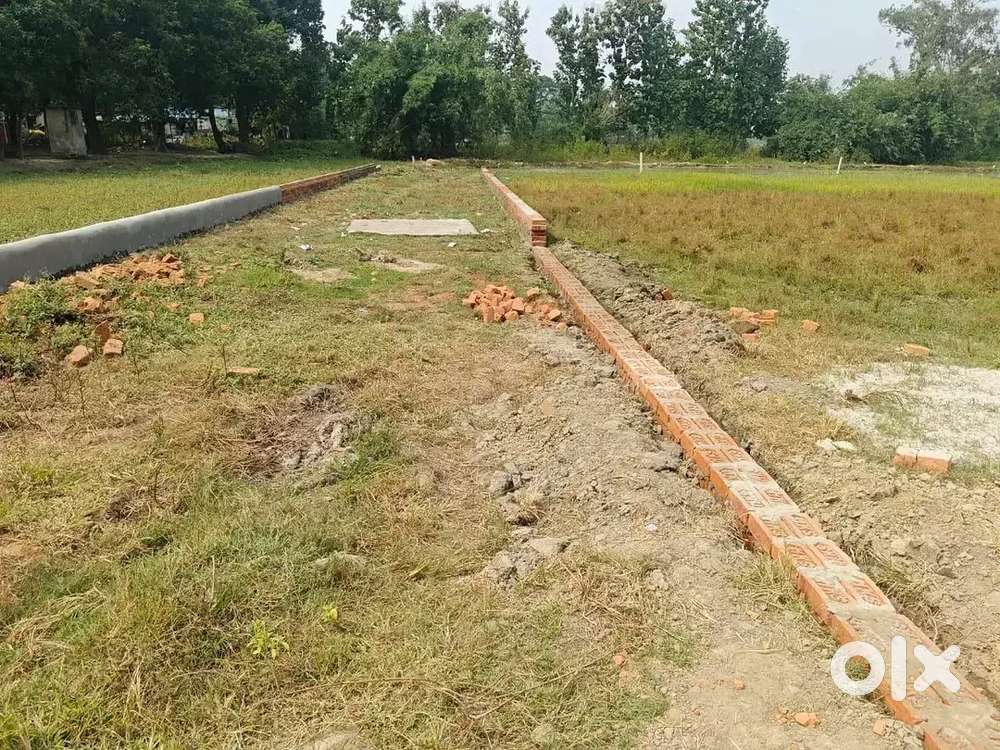 कब्जा तुरंत गोरखपुर रामनगर करजहा जीडी गोयनका स्कूल के पास EMI DP 30%