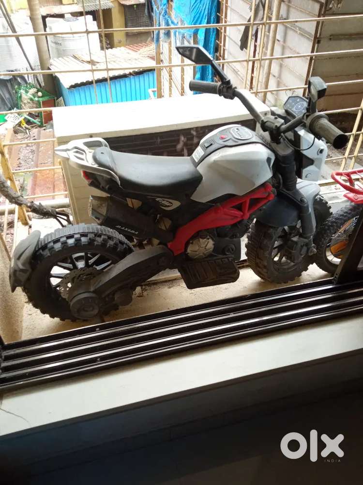 Kids battery bike