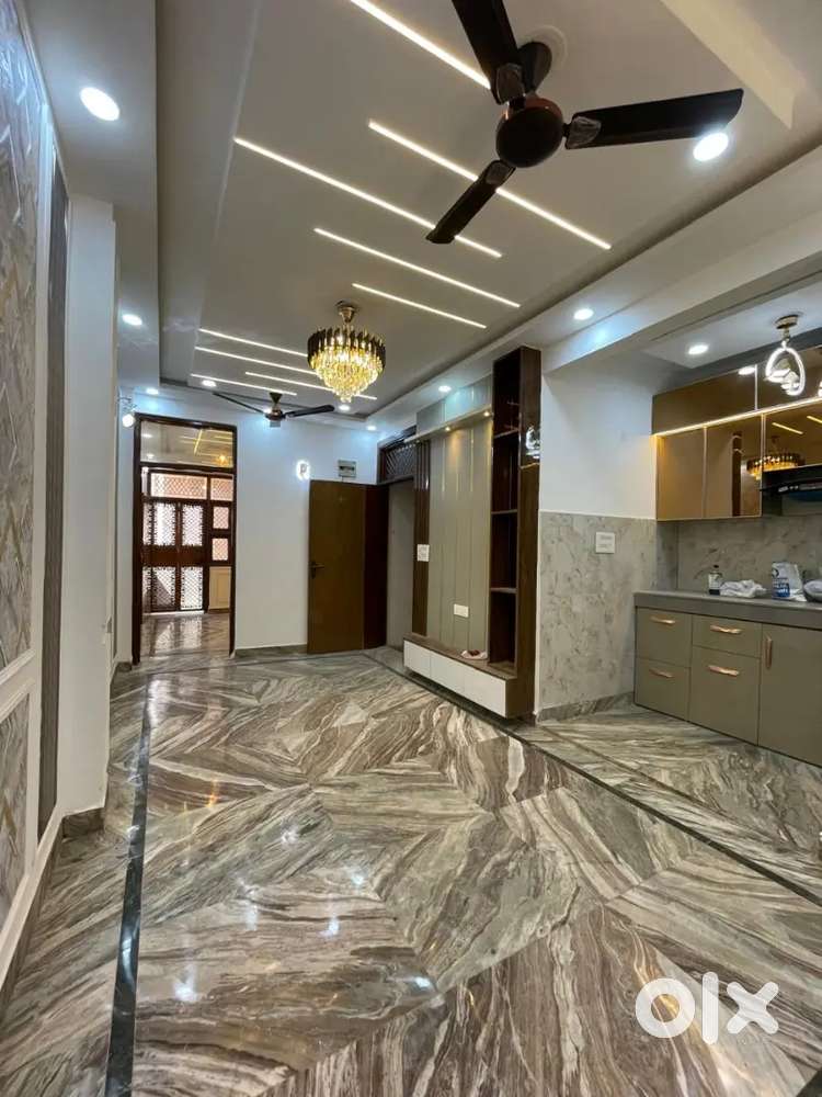 2bhk 85 gaj 770 square feet near metro