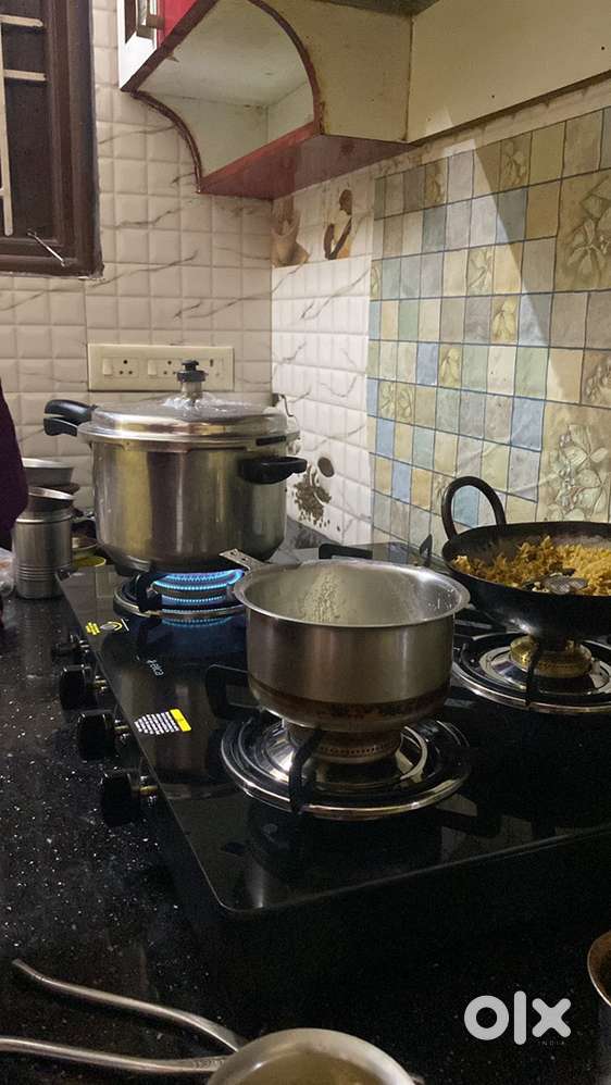 4 burner glass top gas stove