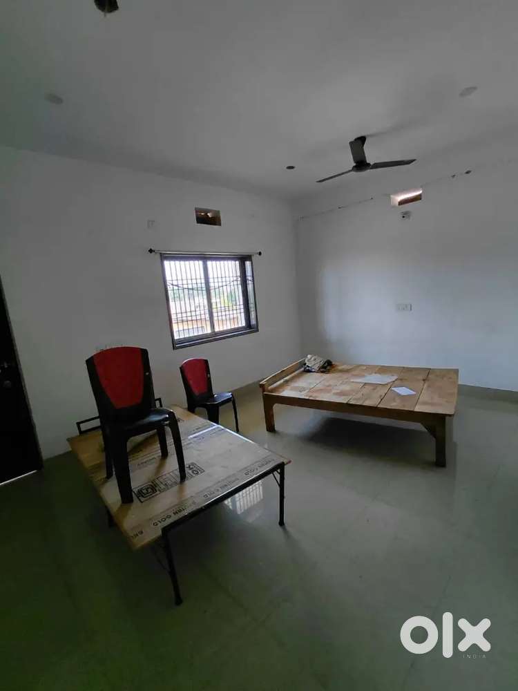 Available 3bhk, also for shops and office