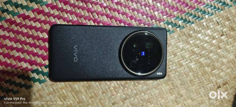 VIVO X200 Pro 16gb Ram and 512gm Rom