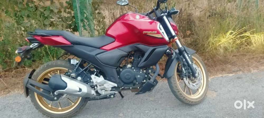 Yamaha FZS V3