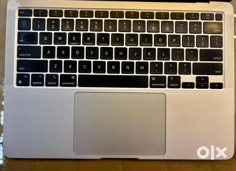 Macbook M1 air 16GB RAM