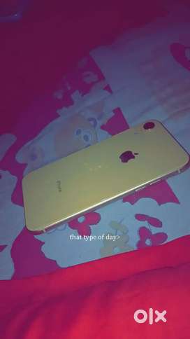 iPhone xr 64gb 100% battery health