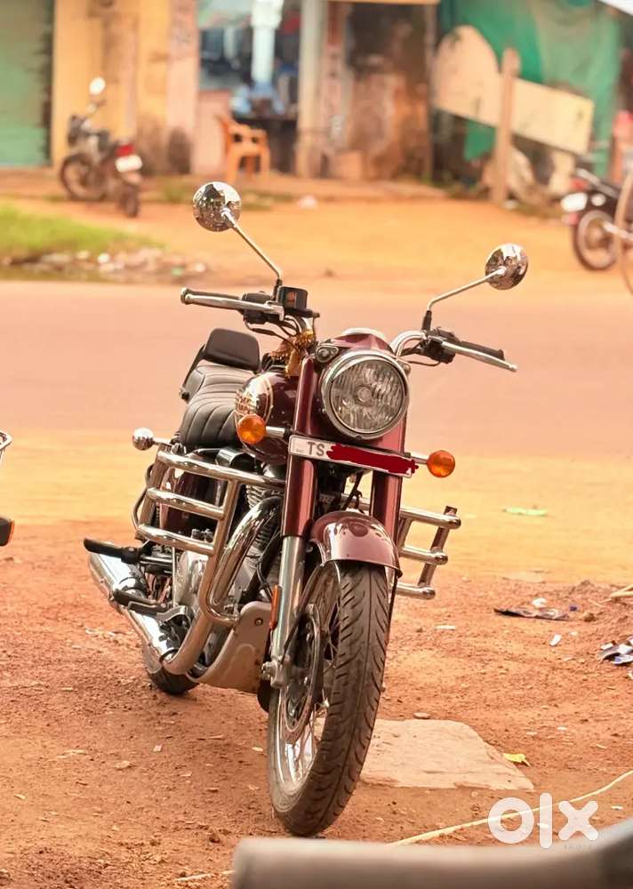 Looking new show room bike and show room track service