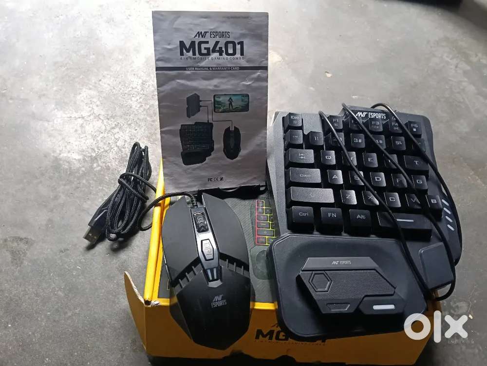 One hand keyboard mouse