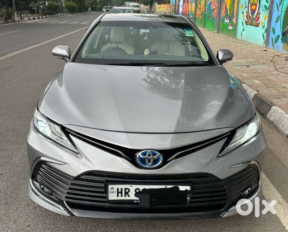 Toyota Camry Hybrid, 2022, Petrol