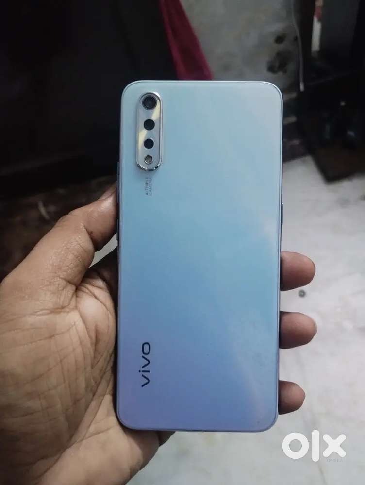 Vivo S1 4/128 GB android phone