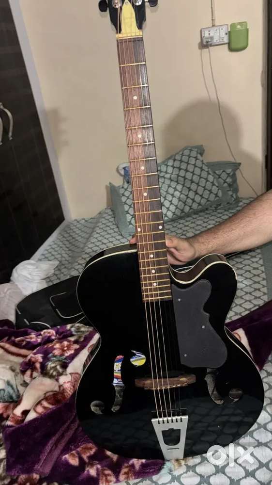 Guitar for sale