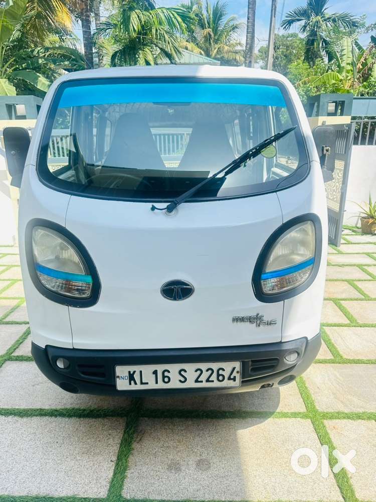 Tata magic iris