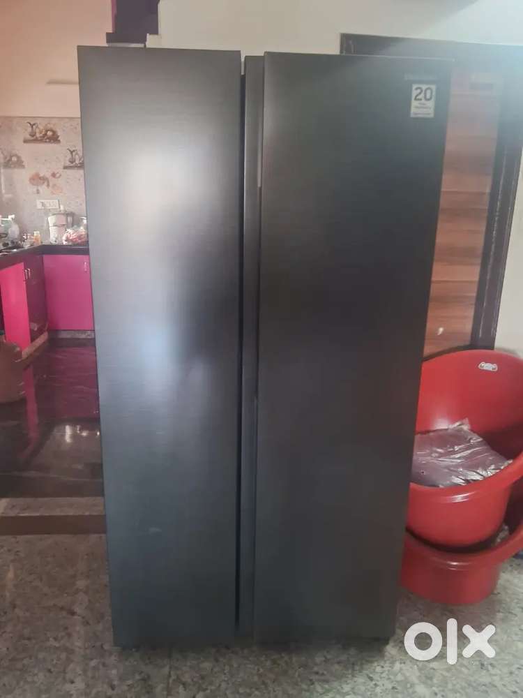One year old Dubble door fridge