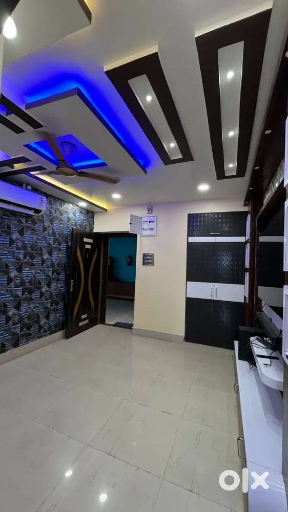 3bhk fully  furnished flat with bed washing machine etc