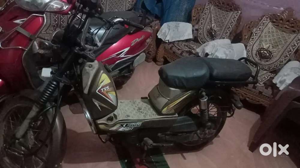 TVS super XL 100   New  top