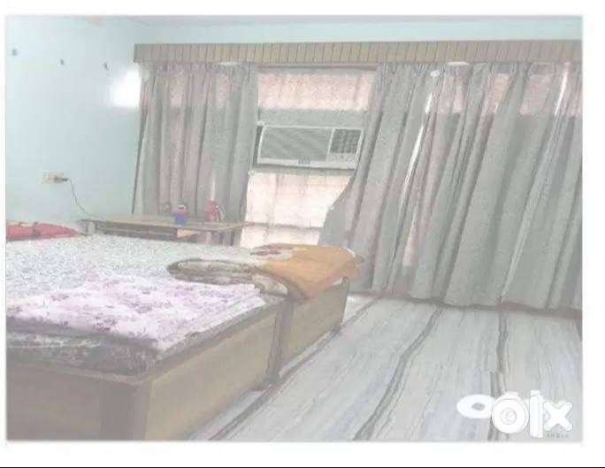 TO LET FOR WORKING WOMEN AND GIRLS