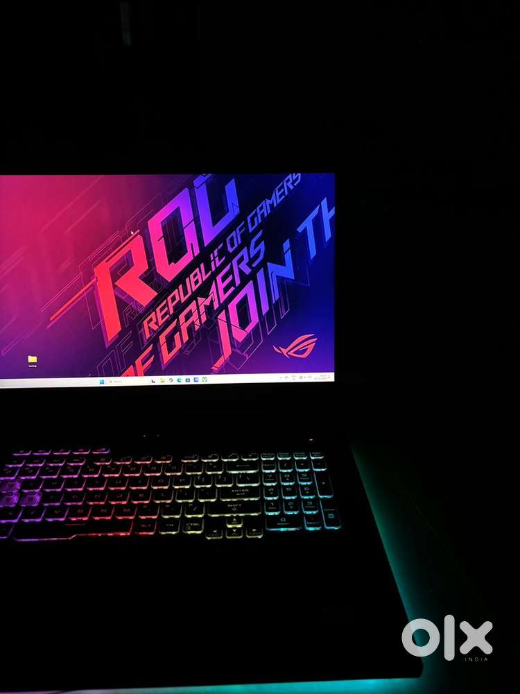 ASUS ROG GAMING LAPTOP - 1 TB