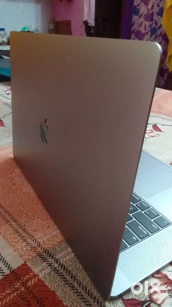 MacBook  Pro