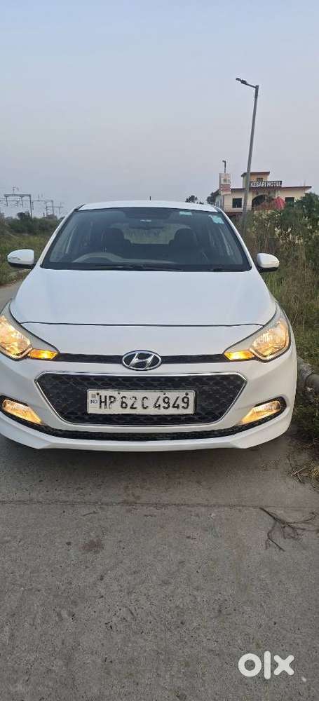 Hyundai Elite i20 Sportz (O) 1.2, 2015, Petrol