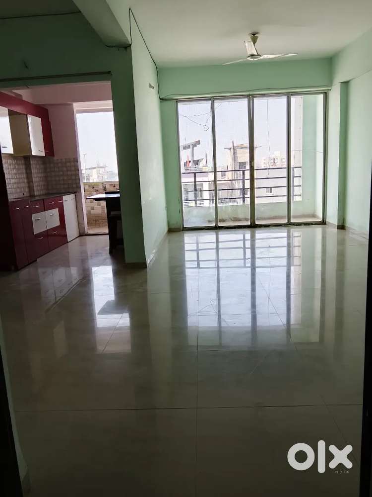 A semifurnished very good spacious flat