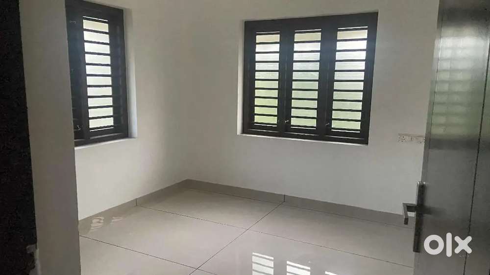 PG for Women - 2 and 3 Sharing Rooms Near Metromed Hospital Iringallur