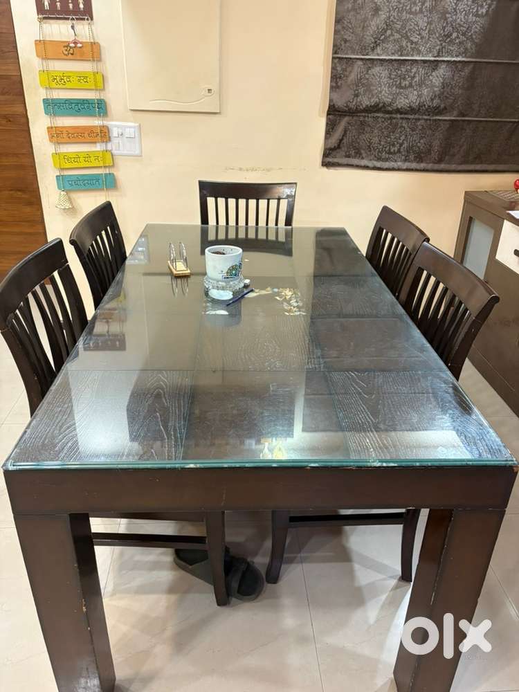 Dinning Table