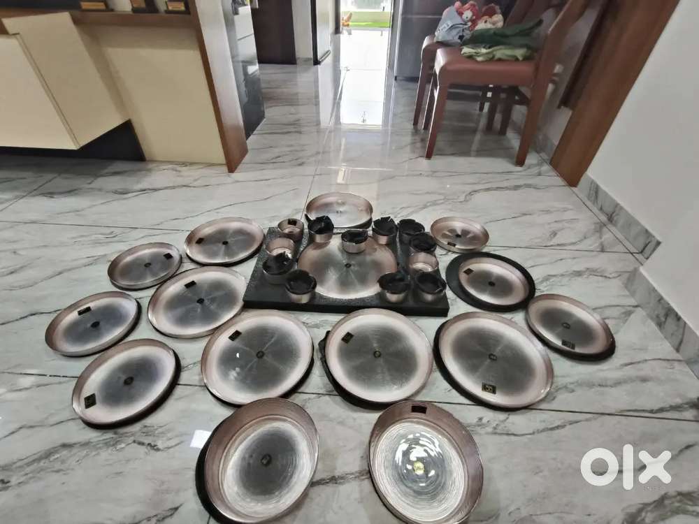 D AND C BRANDED KITCHEN SET
