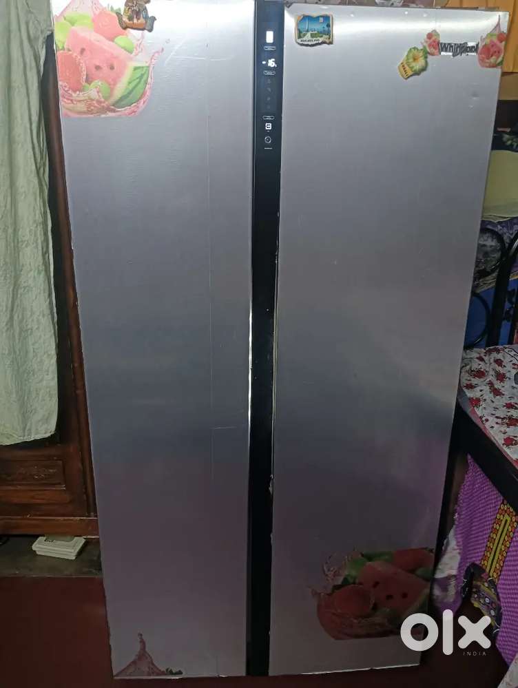 Walpool company fridge side by side