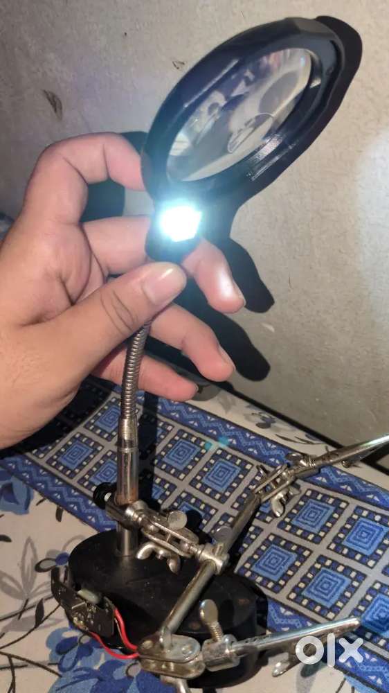 Soldering Iron Stand Adjustable Alligator Clip Magnifying Glass Len