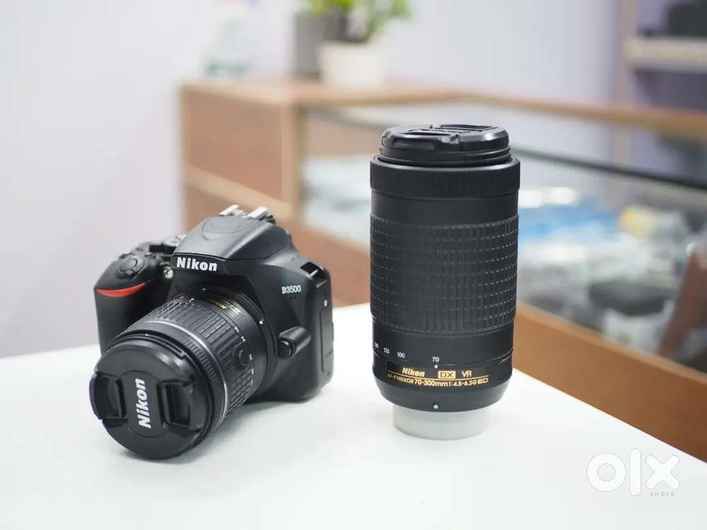 Nikon d3500 with 18-55mm n 70-300mm long lense