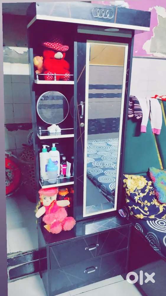 Dressing  table 8 month old