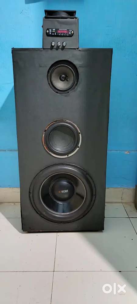 Speaker .50W Aiwa speaker,50W Sony and 100W Hydra subwoofer