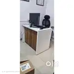 Computer table