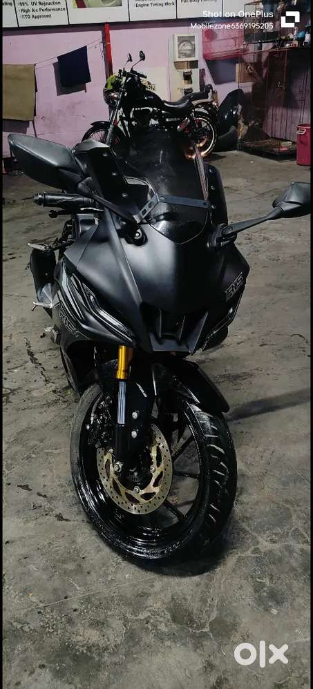 *_R15 V4 2021 LAST REGISTRATION SALEM 
25KMS